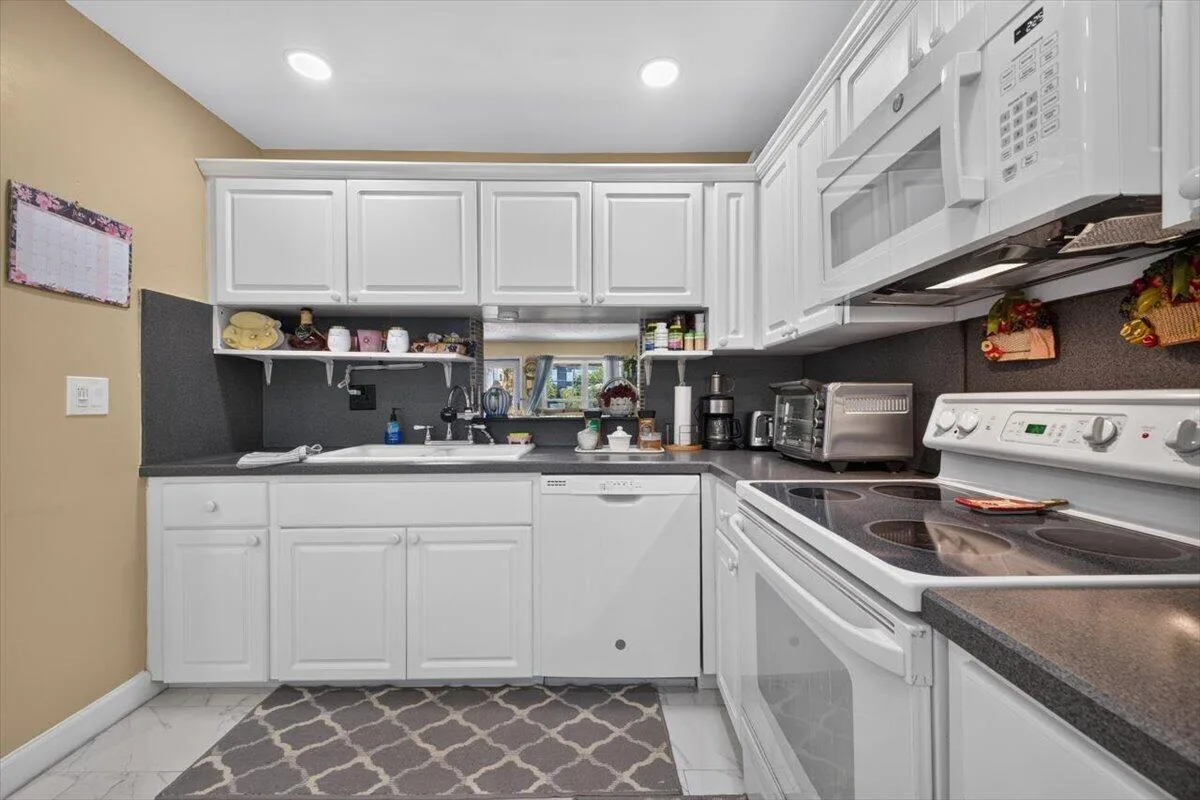 55 SE 14th Street # 206, Boca Raton, FL 33432 photo 13
