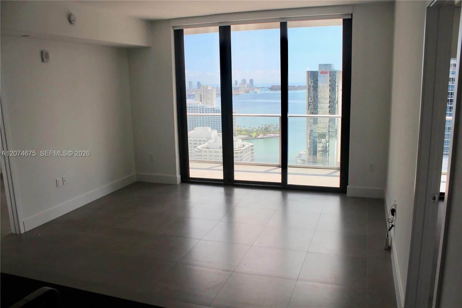 1010 Brickell Ave # 3403, Miami, FL 33131 photo 2