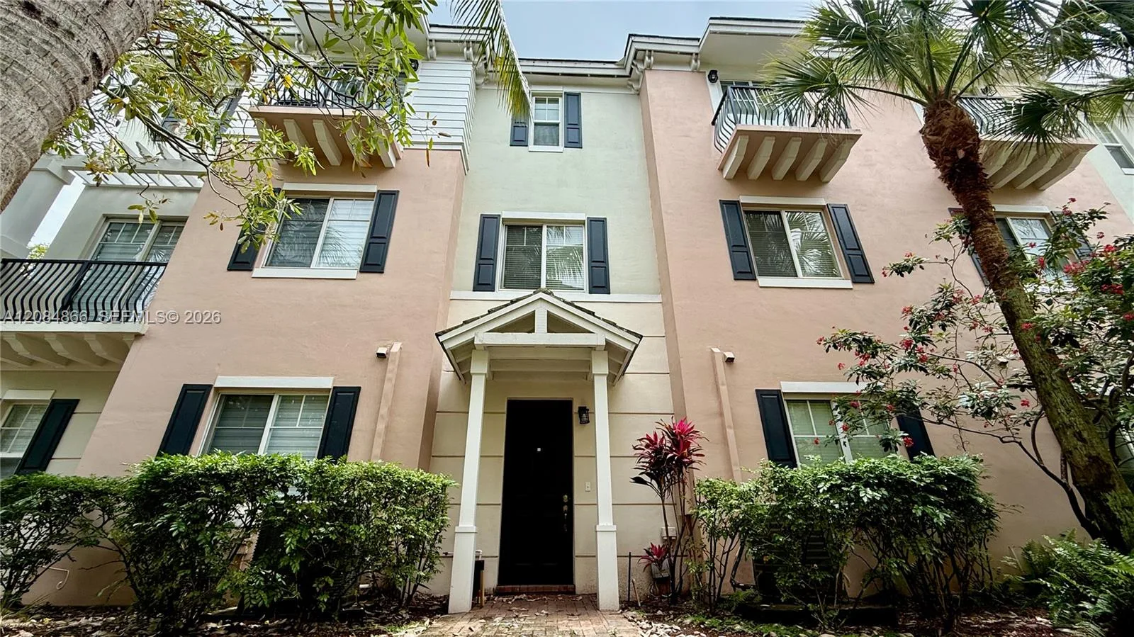 3843 NW 5th Ter, Boca Raton, FL 33431