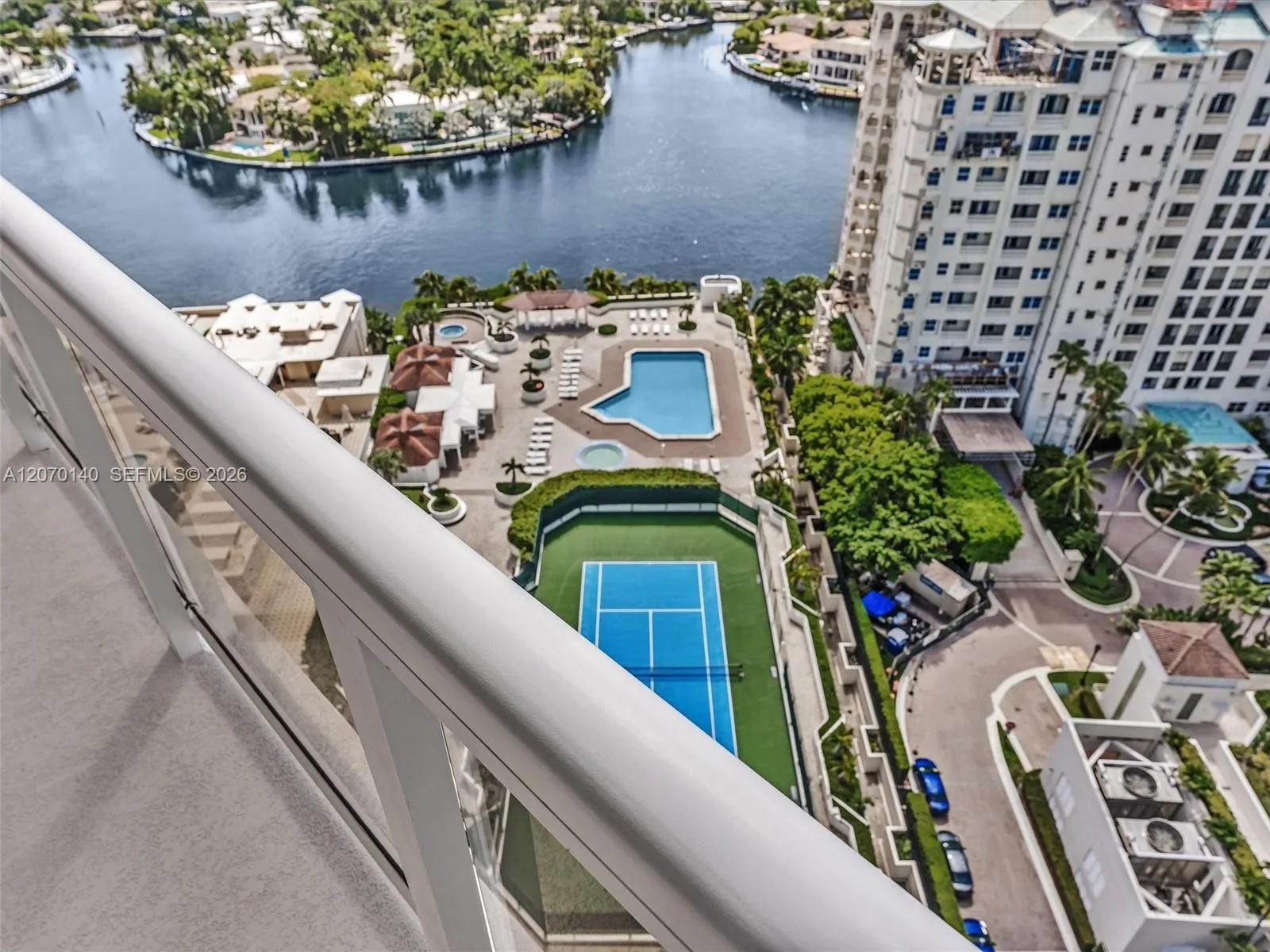 20185 E Country Club Dr # 2101, Aventura, FL 33180 photo 9