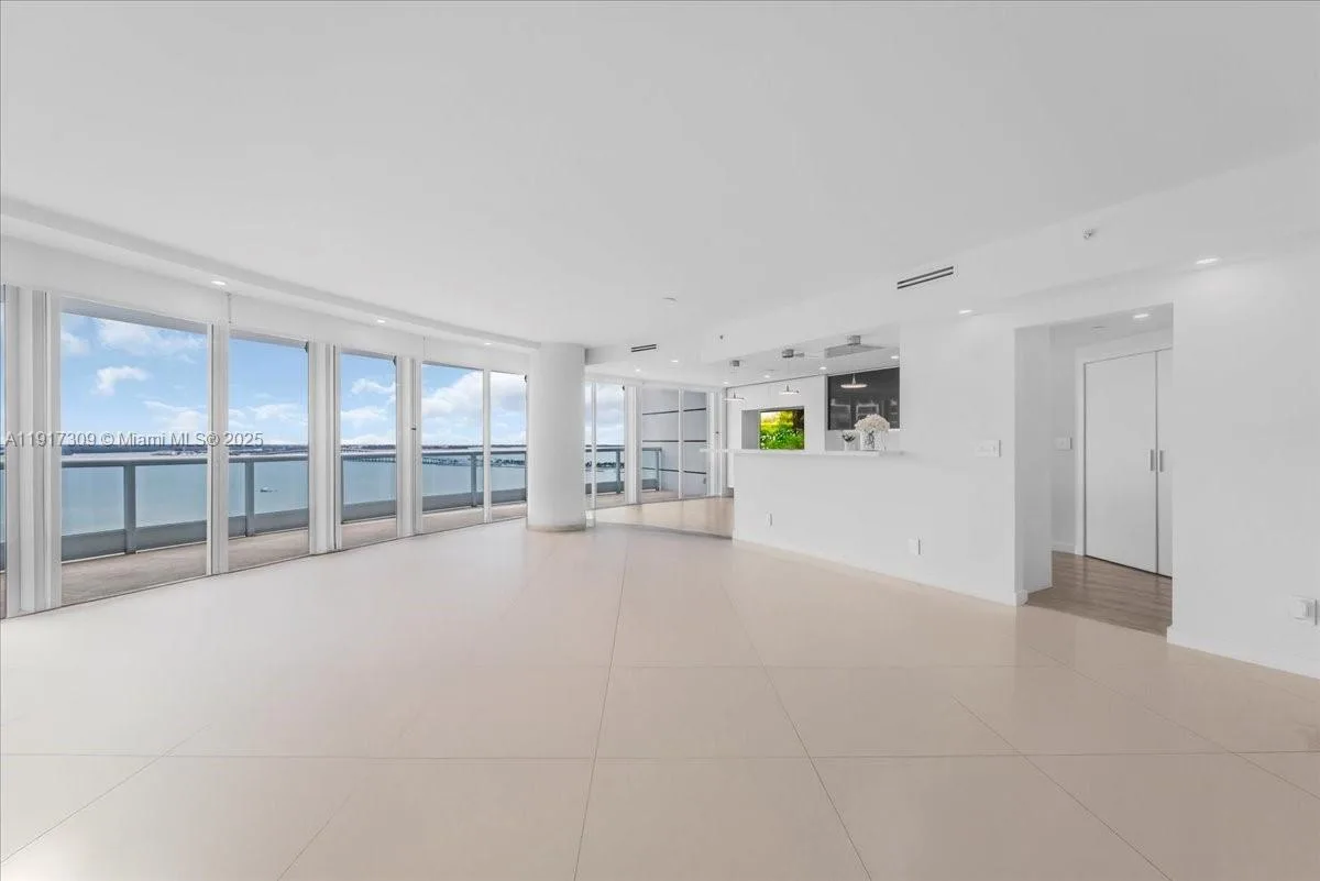 2127 Brickell Ave # 1701, Miami, FL 33129