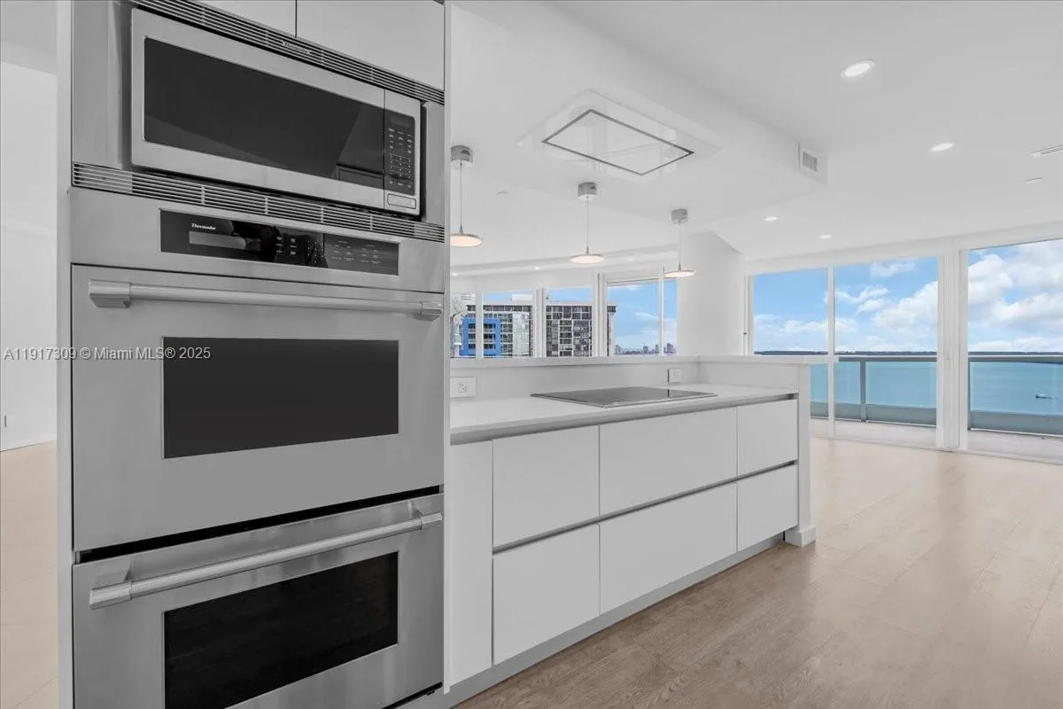 2127 Brickell Ave # 1701, Miami, FL 33129 photo 9