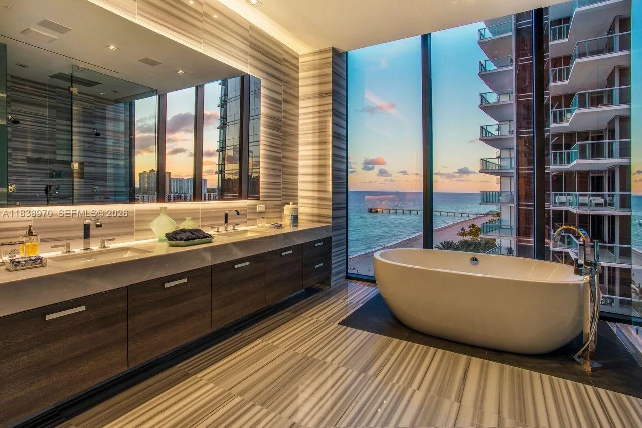 17141 Collins Ave # 1001, Sunny Isles Beach, FL 33160 photo 10