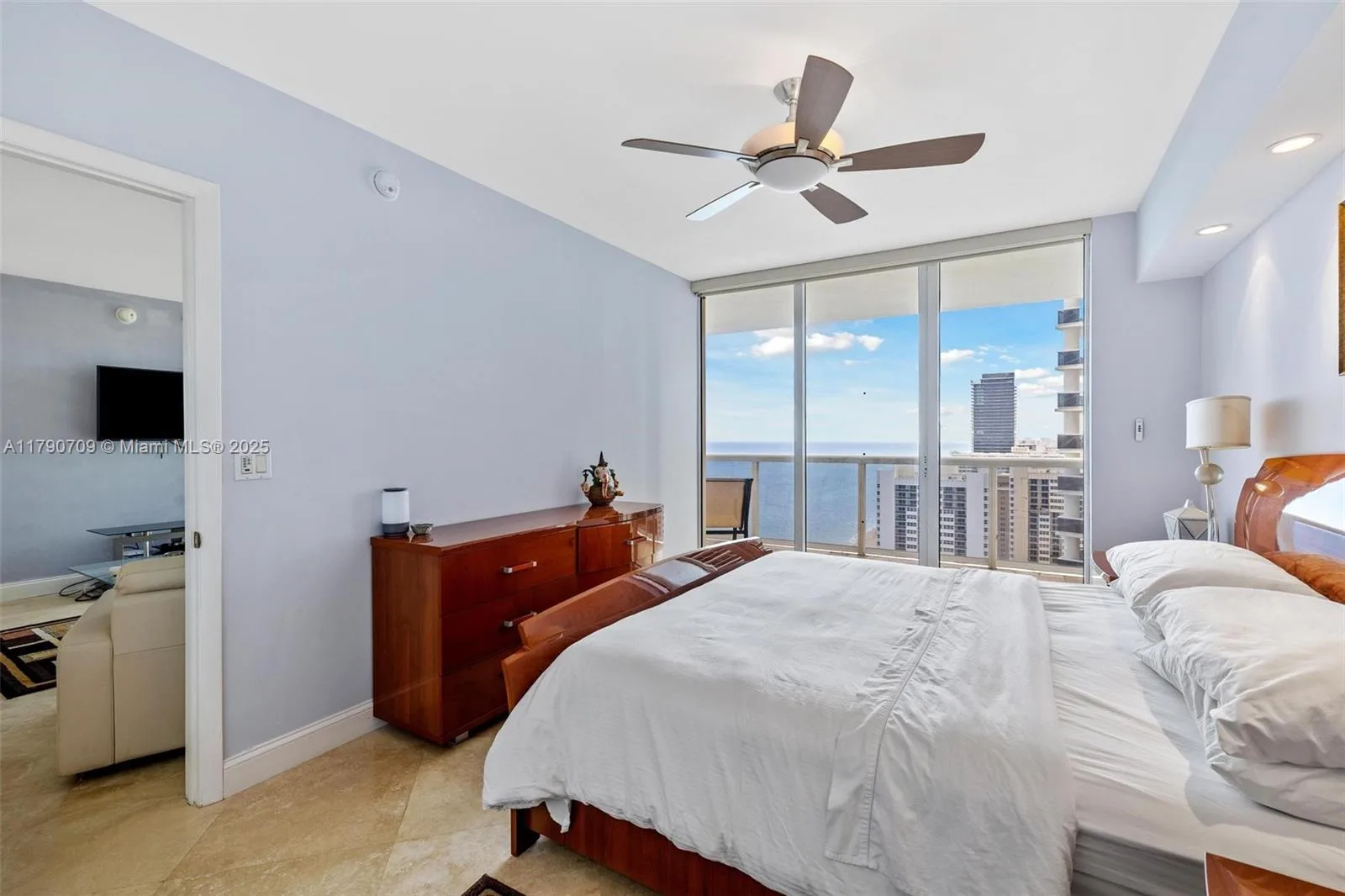 1830 S Ocean Dr # 2804, Hallandale Beach, FL 33009 photo 12