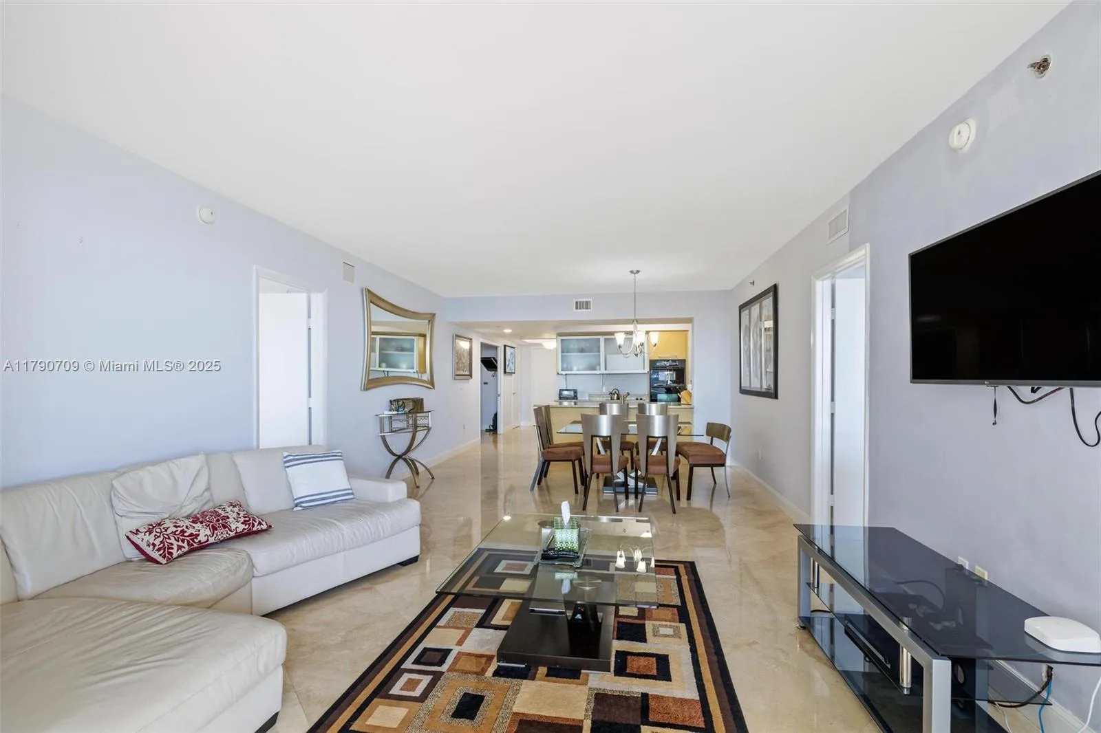 1830 S Ocean Dr # 2804, Hallandale Beach, FL 33009 photo 3