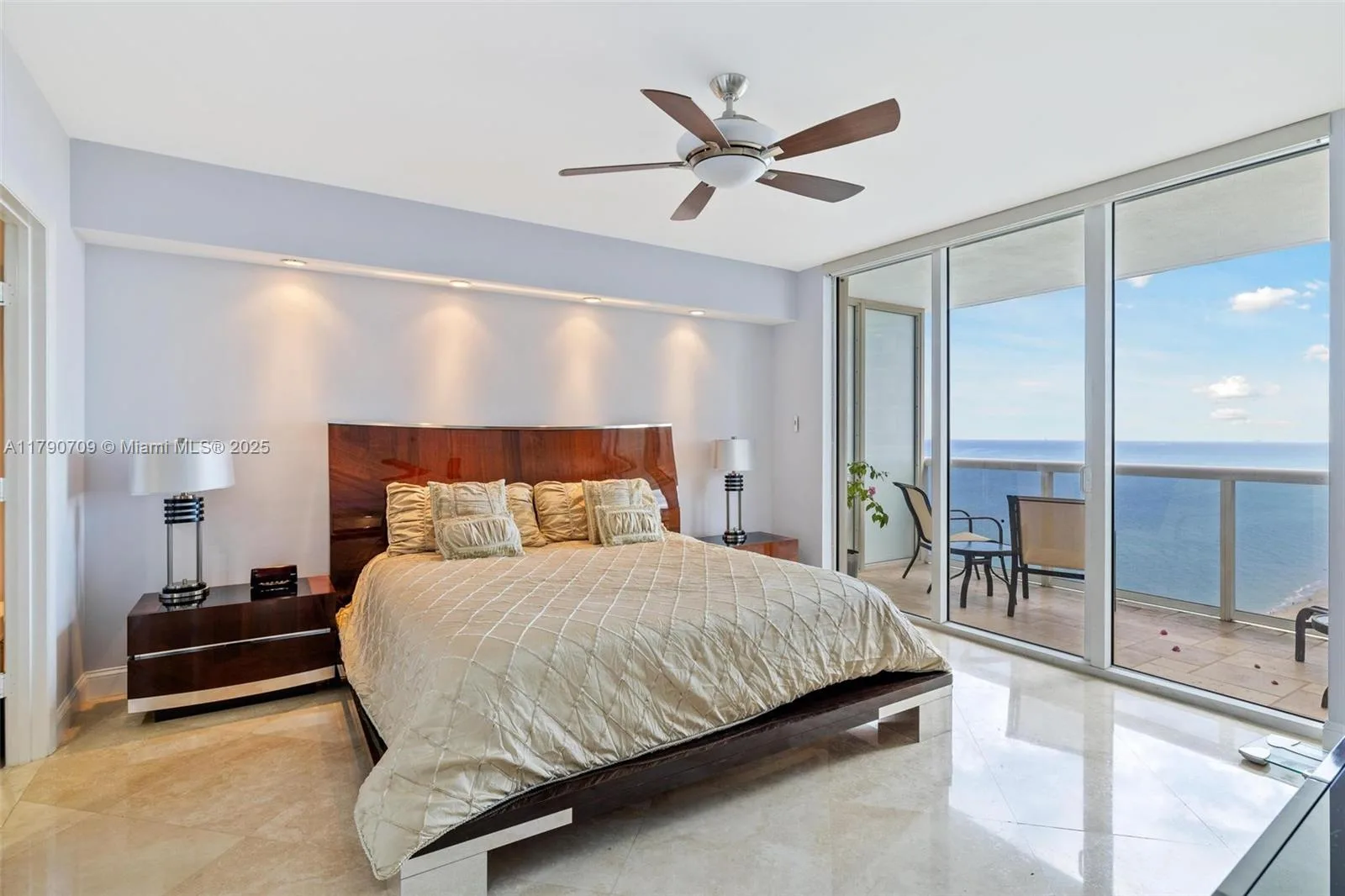 1830 S Ocean Dr # 2804, Hallandale Beach, FL 33009 photo 9