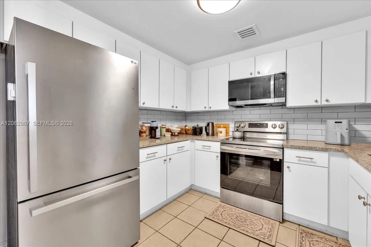 1250 S Miami Ave # 2106, Miami, FL 33130 photo 10