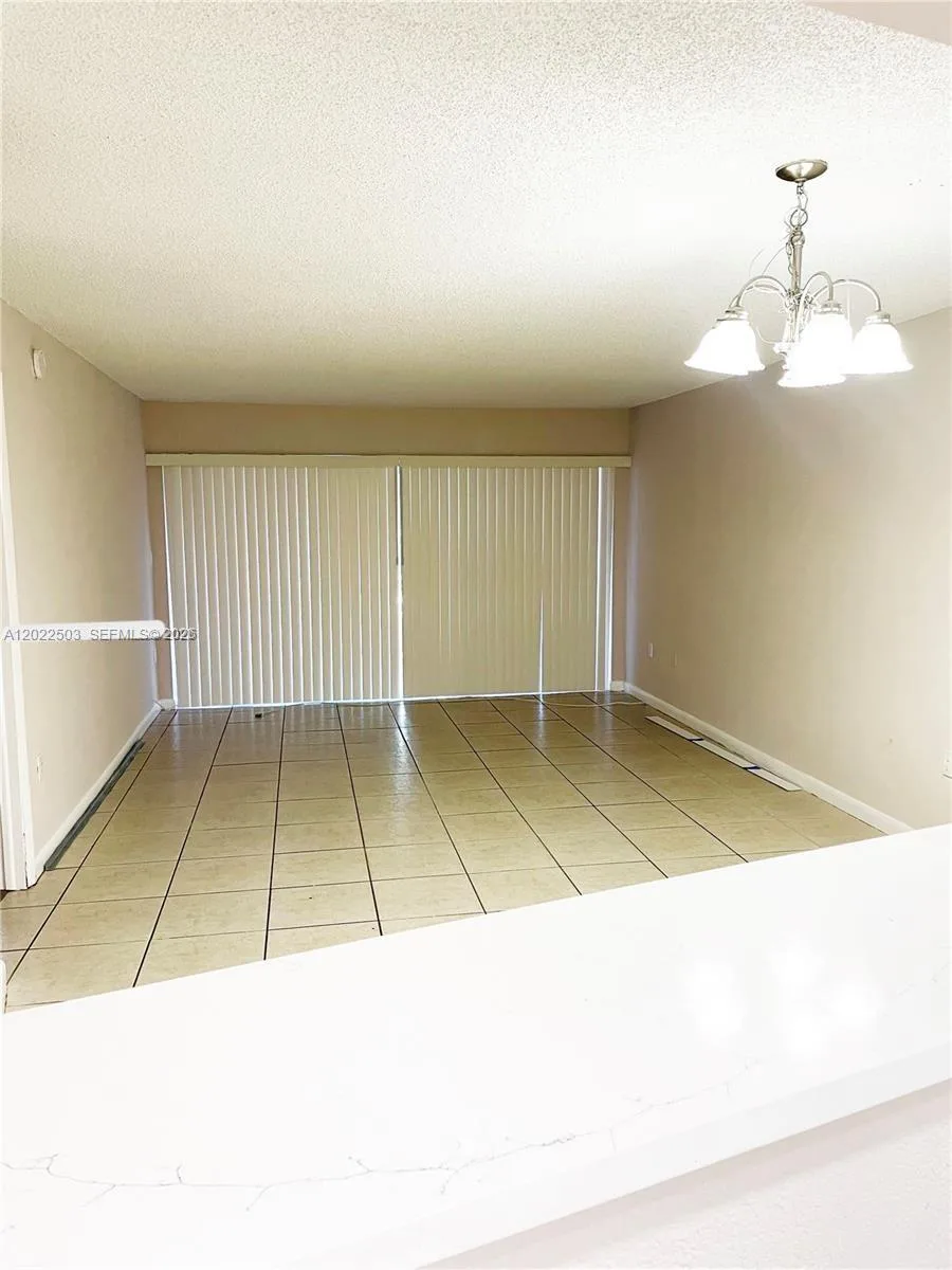 4255 N University Dr # 109, Sunrise, FL 33351