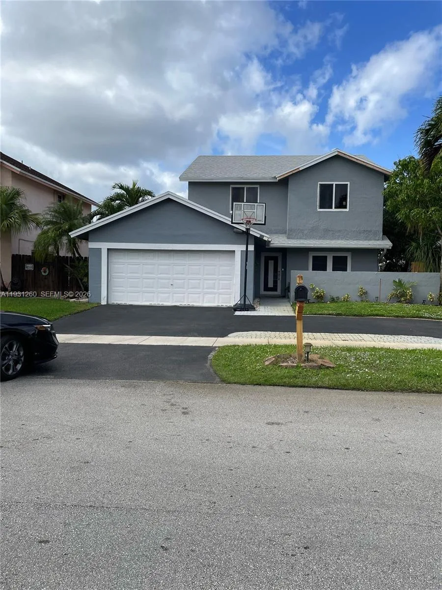Listing photo 6