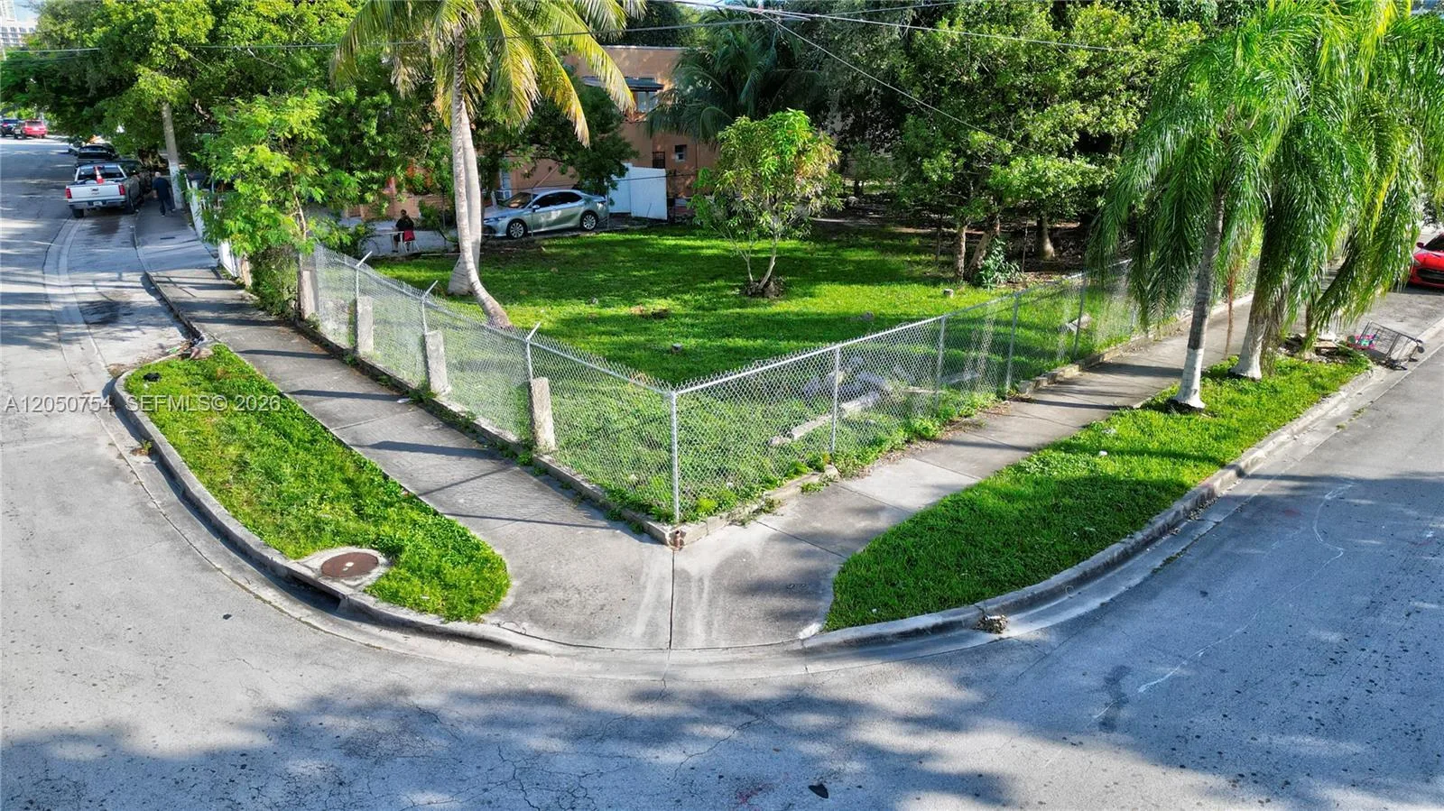 280 NW 33rd St, Miami, FL 33127 photo 8