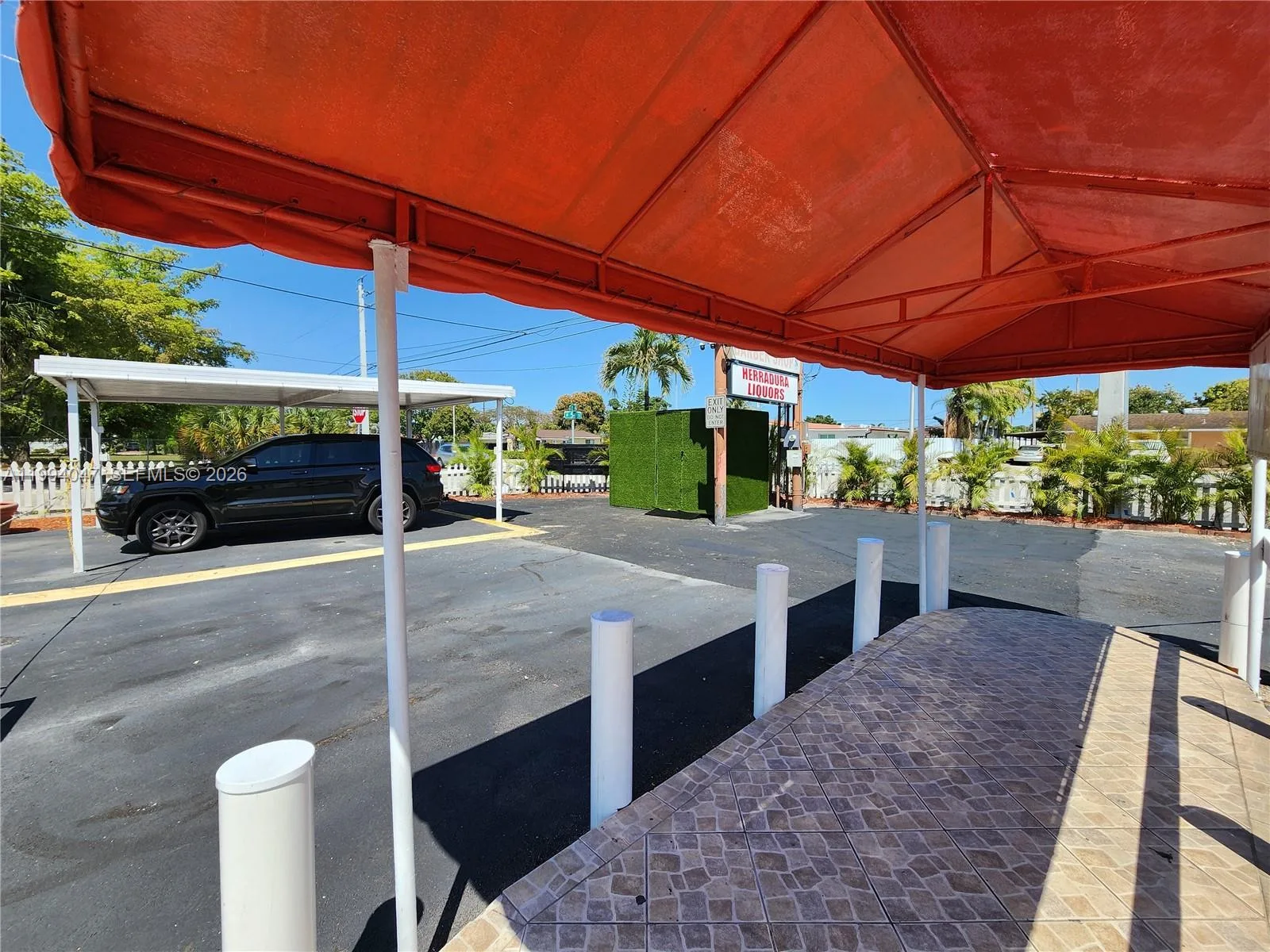 5390 W 12 Ave, Hialeah, FL 33012 photo 3