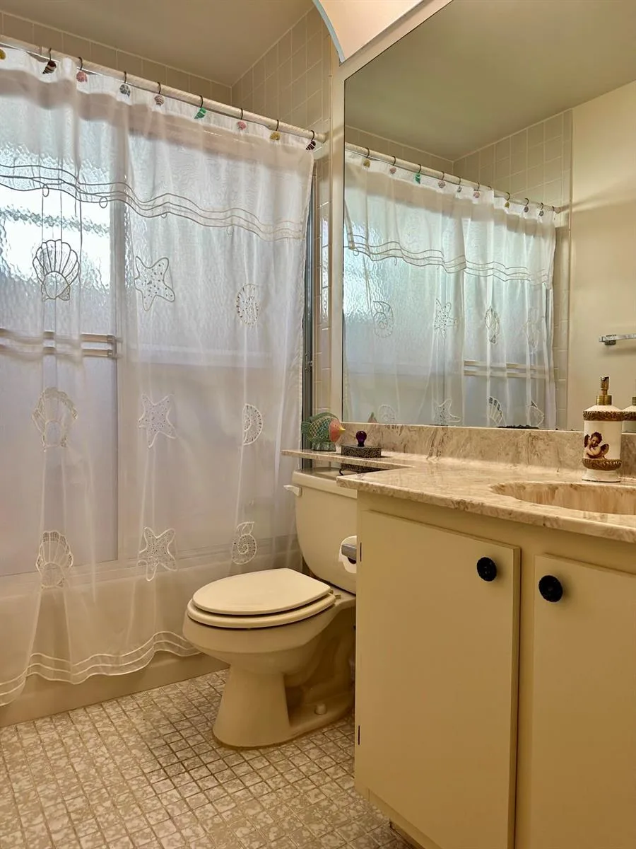 6273 Tall Cypress Circle, FL 33463 photo 11