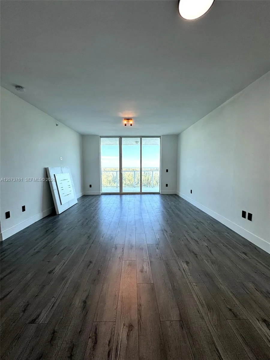 15051 Royal Oaks Ln # 1403, North Miami, FL 33181 photo 10