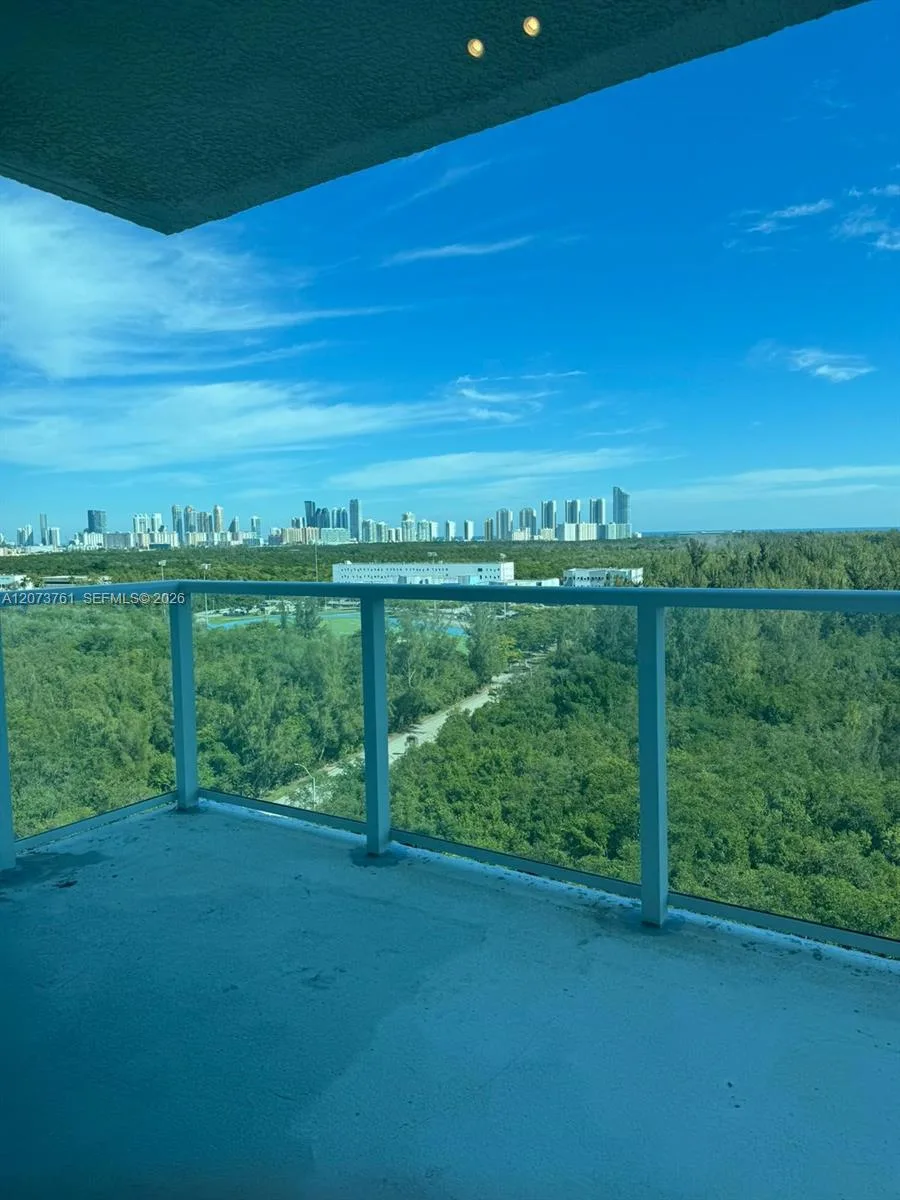 15051 Royal Oaks Ln # 1403, North Miami, FL 33181 photo 11