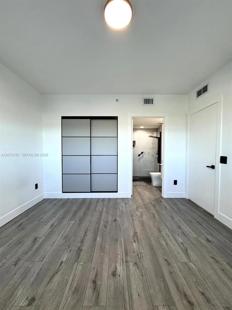 15051 Royal Oaks Ln # 1403, North Miami, FL 33181 photo 7