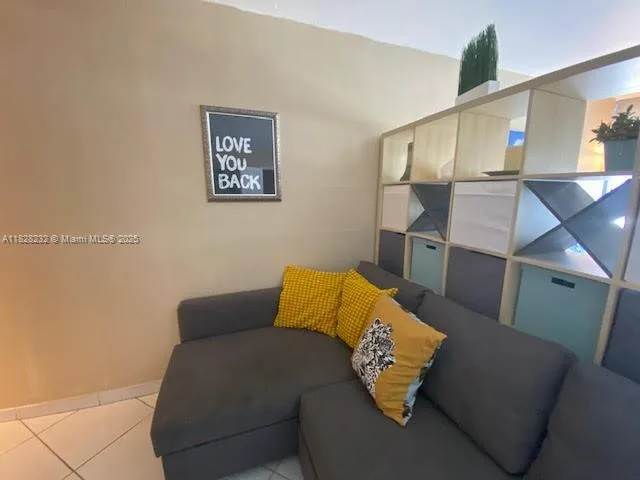 2899 Collins Ave # 1002, Miami Beach, FL 33140 photo 10