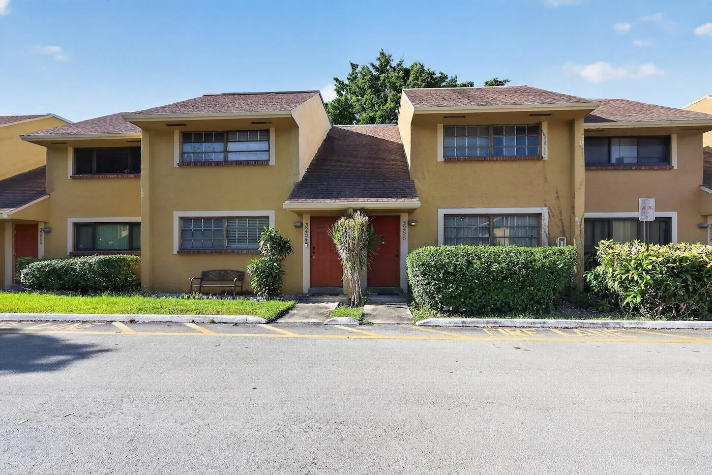 3254 N PINE ISLAND Road, Sunrise, FL 33351