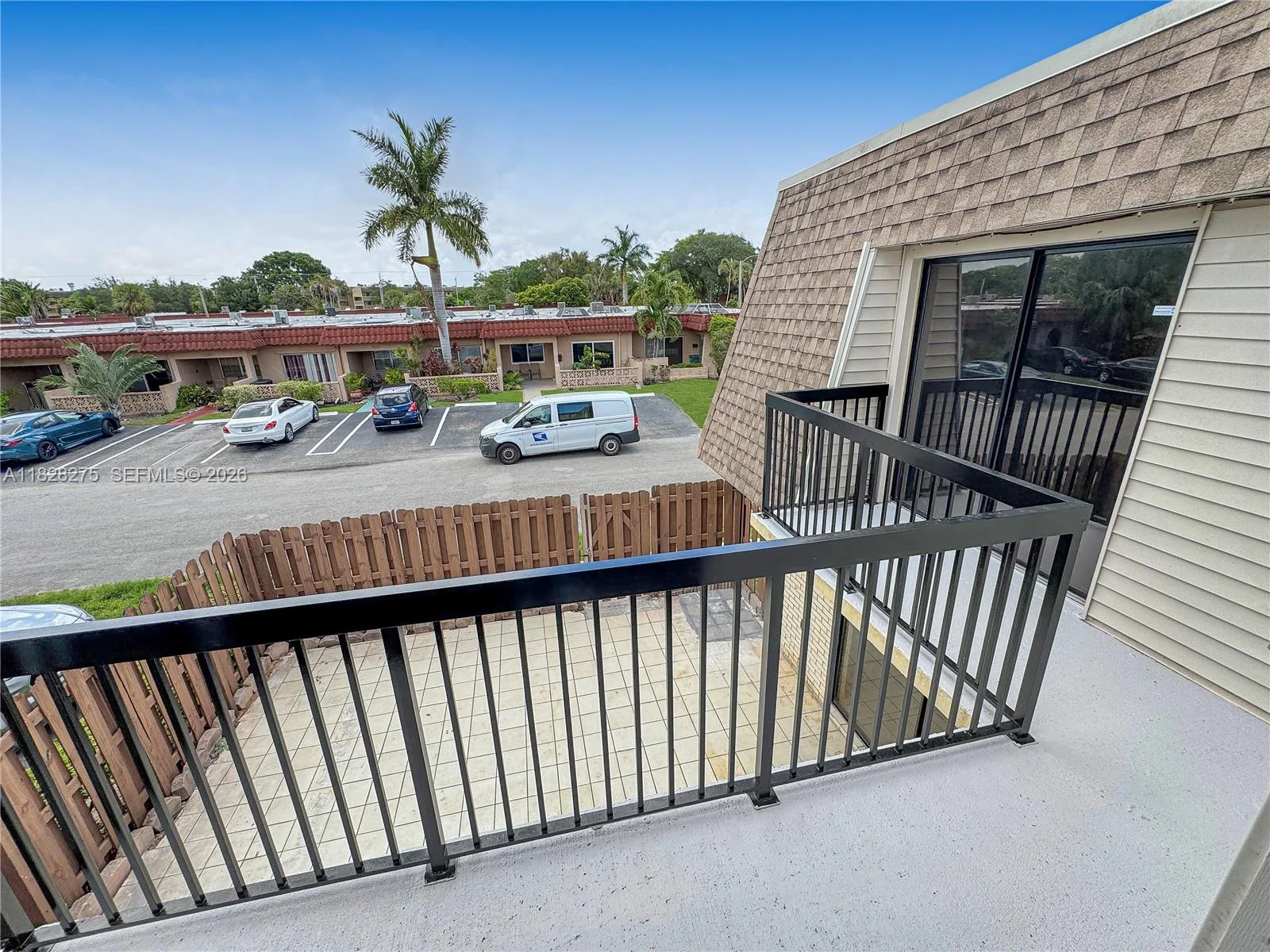 8103 SW 24th St, North Lauderdale, FL 33068 photo 9