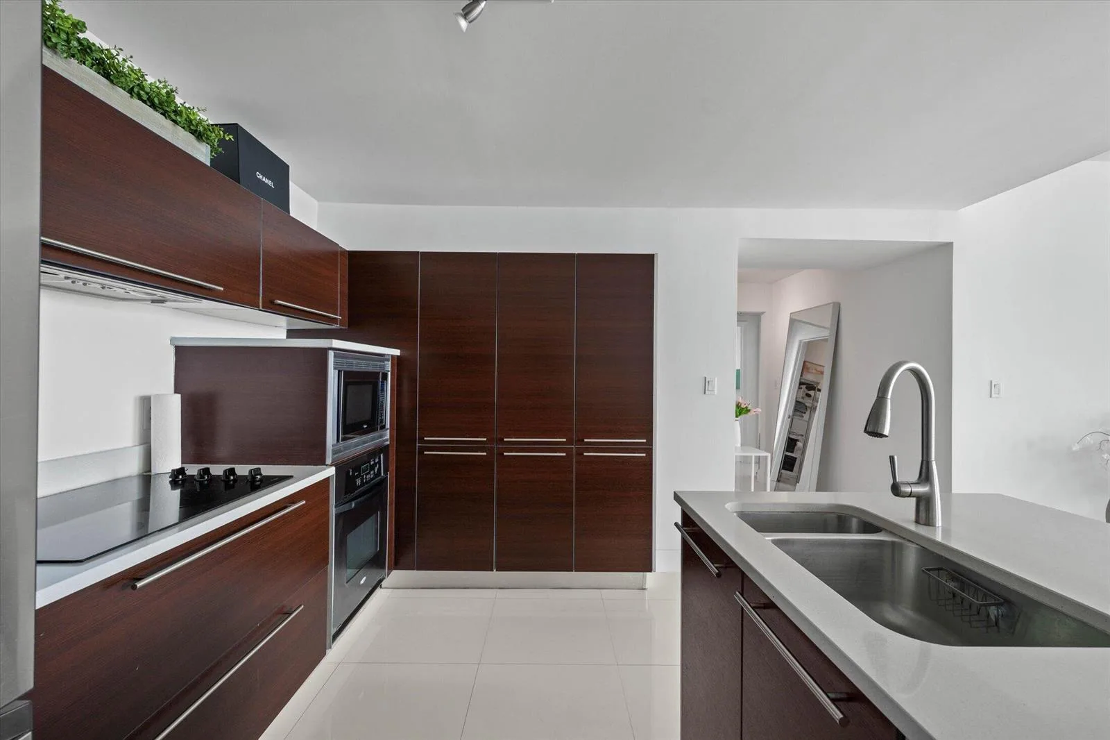 1900 N Bayshore Drive # 2312, Miami, FL 33132 photo 8