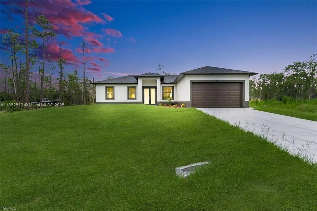 1316 Broadway Ave, Lehigh Acres, FL 33972