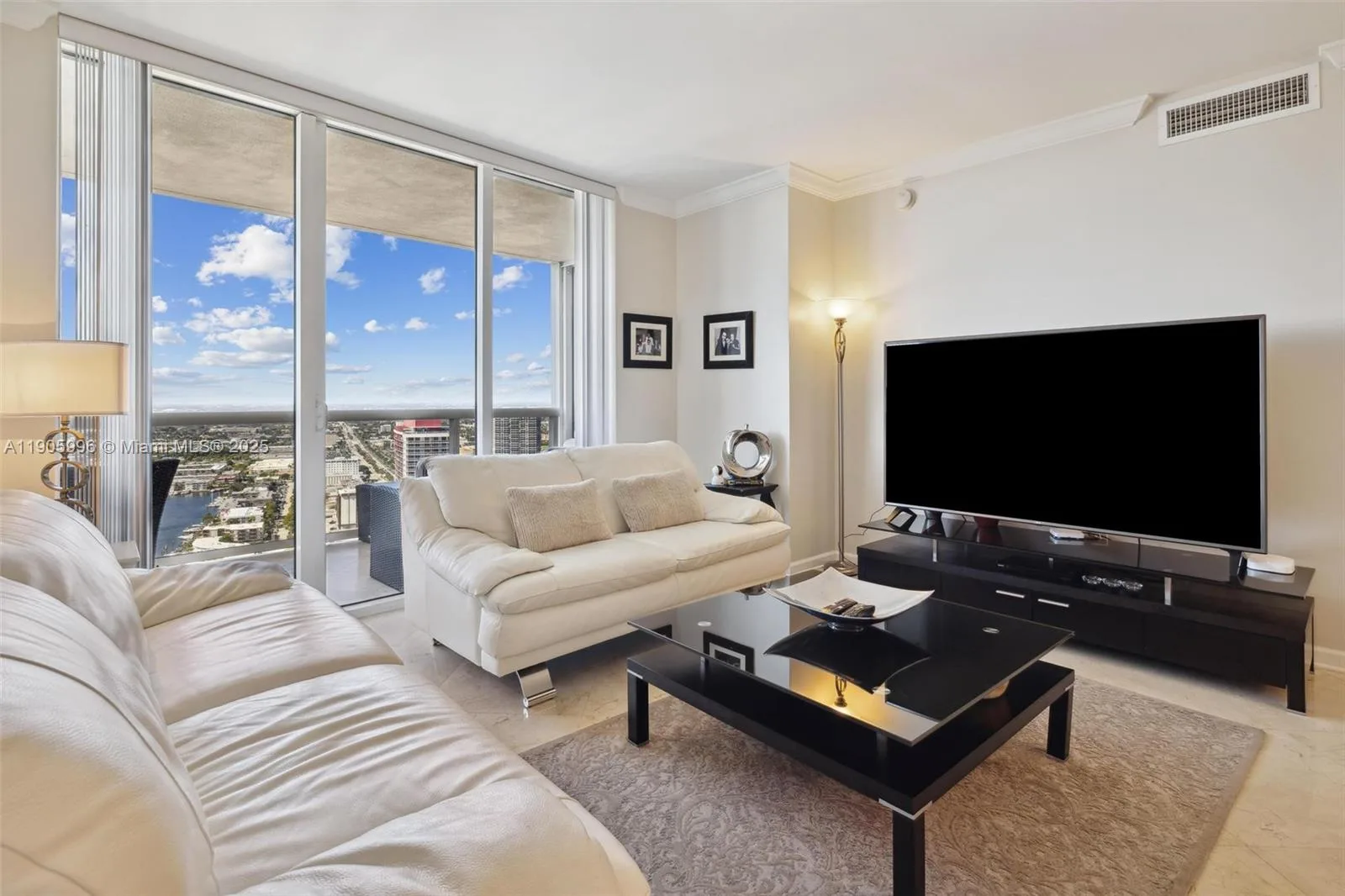 1800 S Ocean Dr # 4007, Hallandale Beach, FL 33009