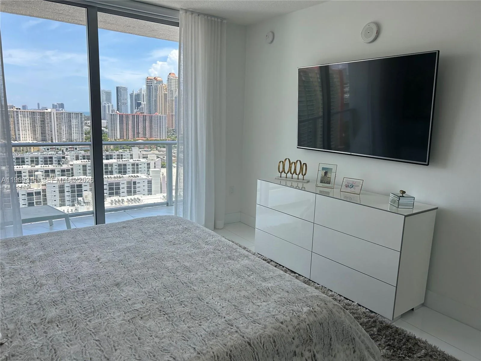 300 Sunny Isles Blvd # 4-2305, Sunny Isles Beach, FL 33160 photo 13