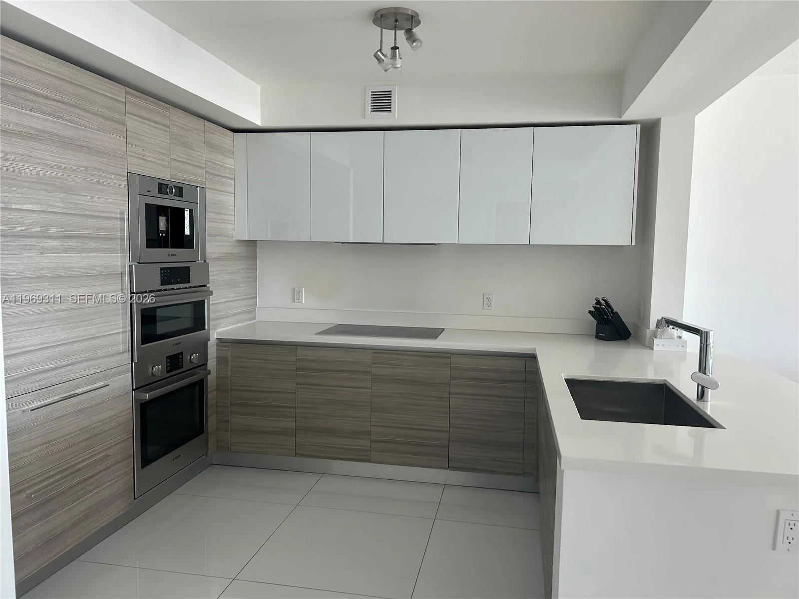 300 Sunny Isles Blvd # 4-2305, Sunny Isles Beach, FL 33160 photo 5