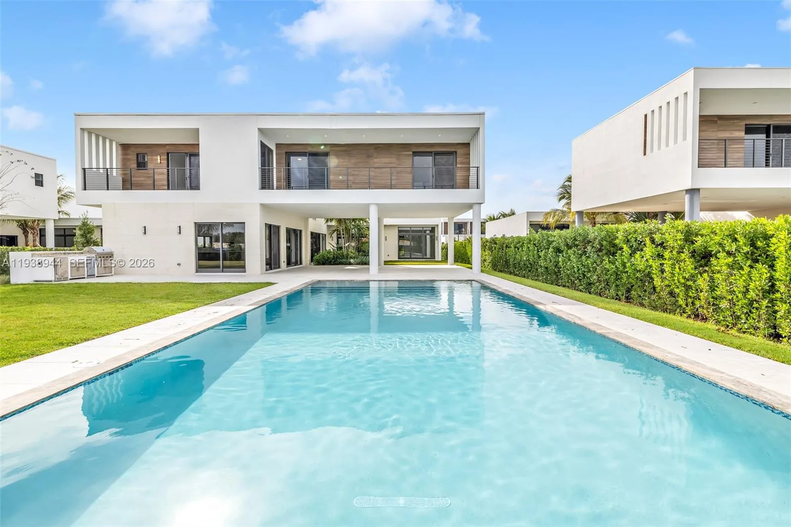 16699 N Botaniko Dr N, Weston, FL 33326