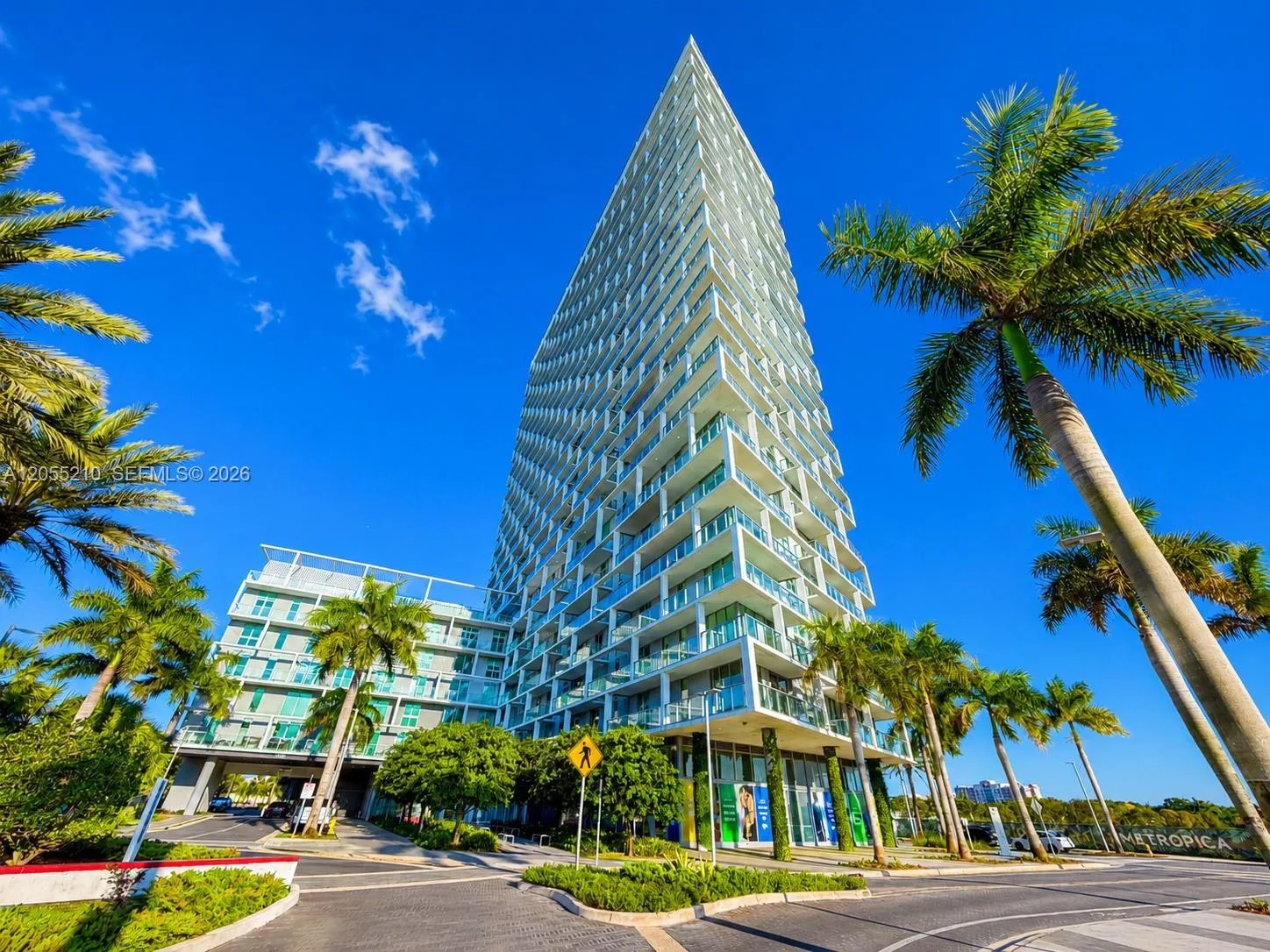 2000 METROPICA WAY # 2208, Sunrise, FL 33323