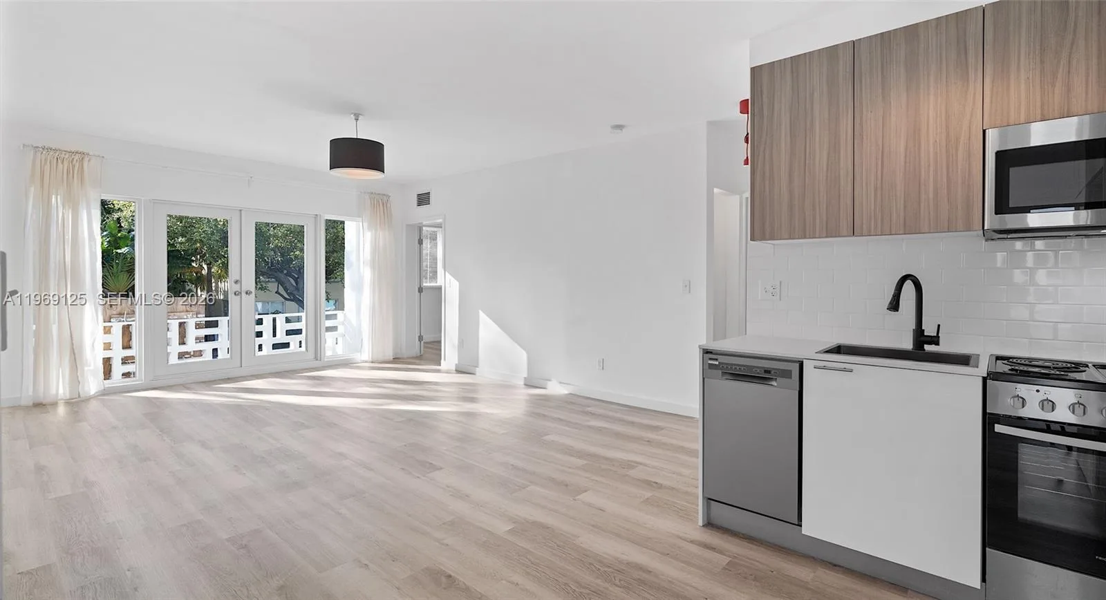 1561 Jefferson Avenue, Miami Beach, FL 33139