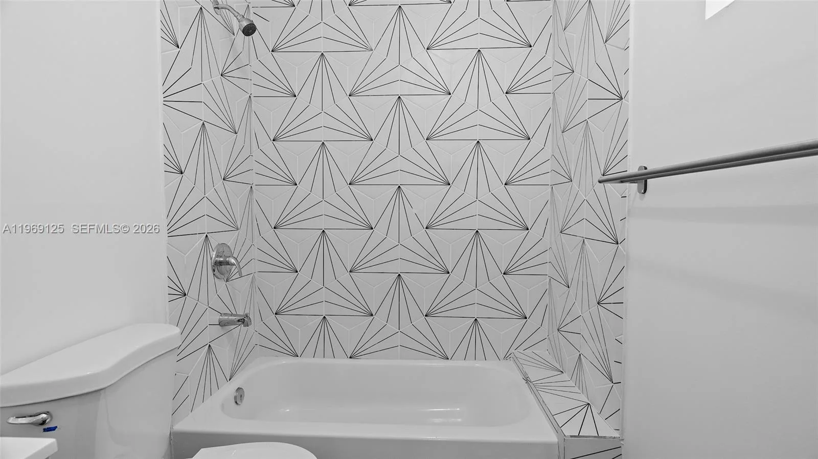 1561 Jefferson Avenue, Miami Beach, FL 33139 photo 13