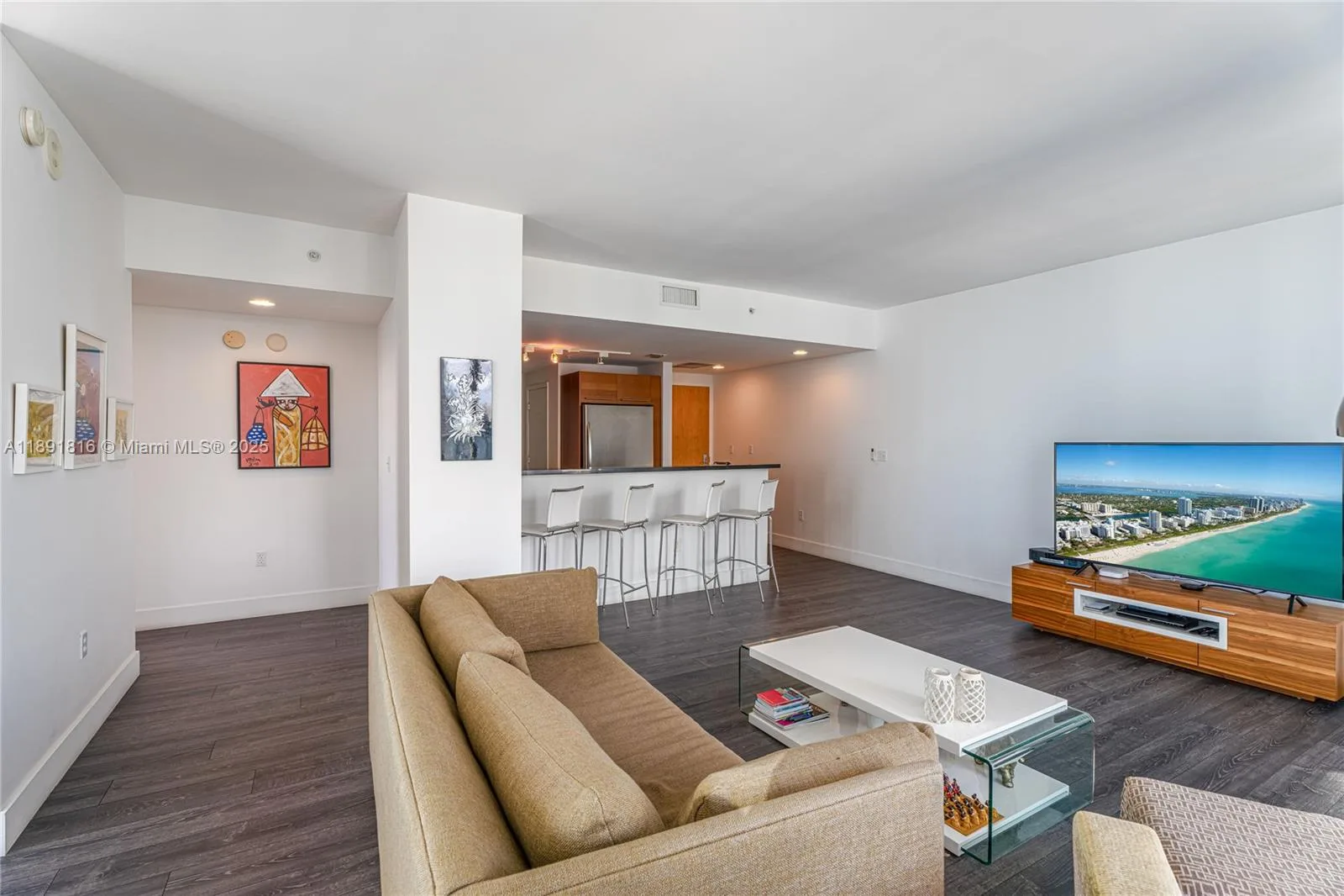 253 NE 2nd St # 3203, Miami, FL 33132 photo 12