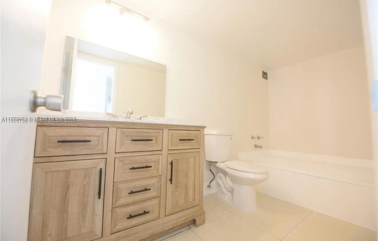 200 Leslie Dr # 1124, Hallandale Beach, FL 33009 photo 12