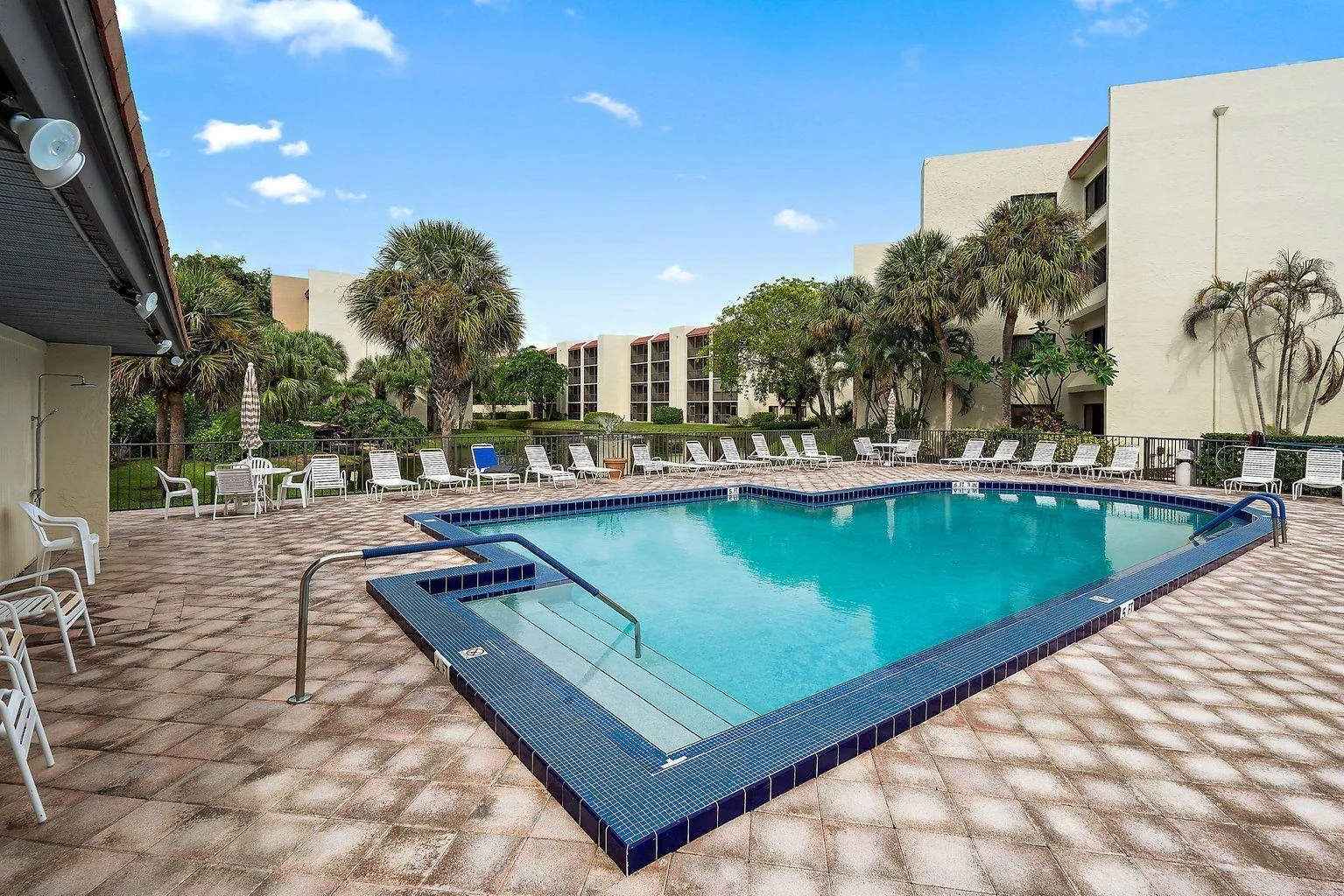 1605 Us-1 # E301, Jupiter, FL 33477