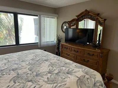 1605 Us-1 # E301, Jupiter, FL 33477 photo 12