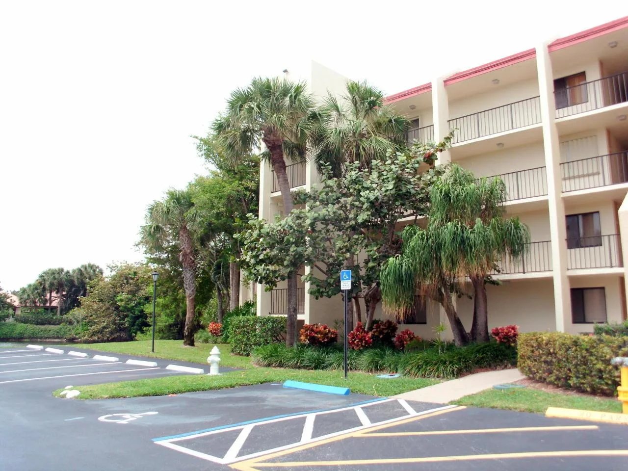 1605 Us-1 # E301, Jupiter, FL 33477 photo 3