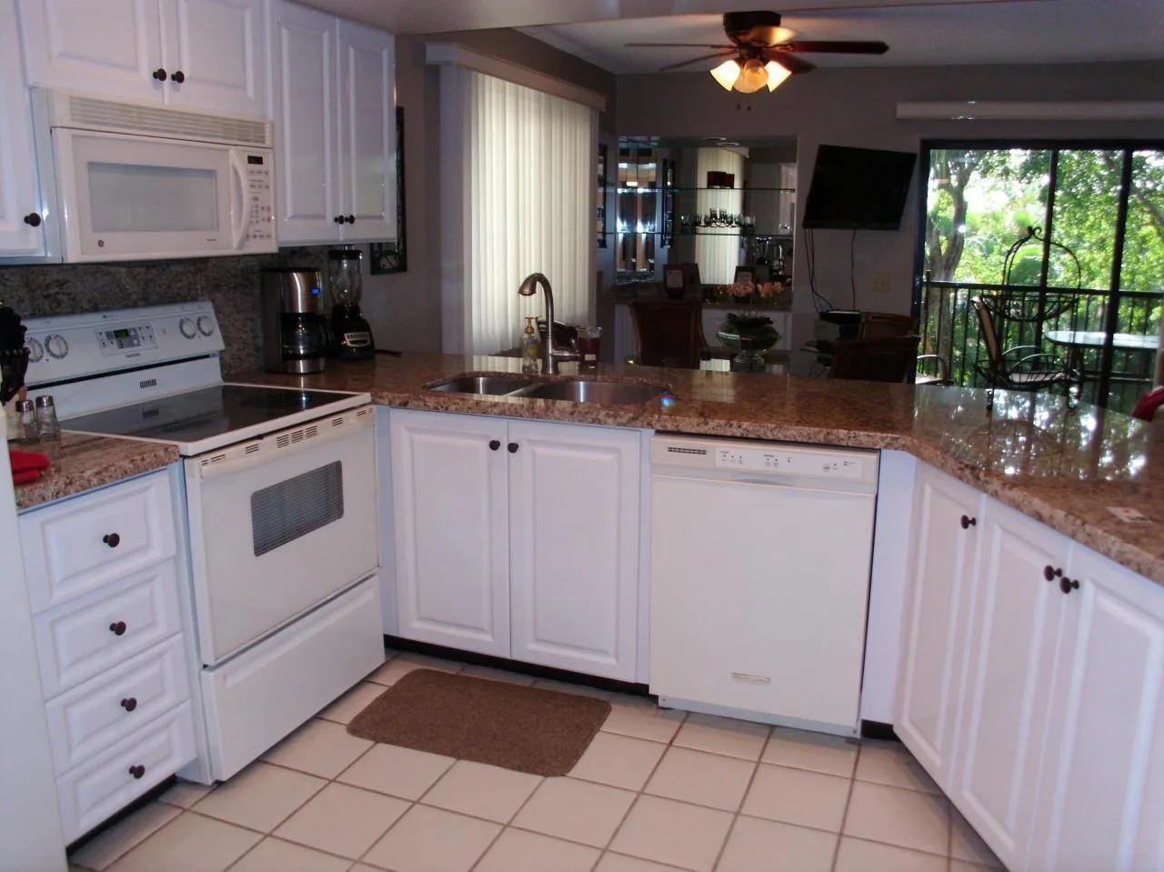 1605 Us-1 # E301, Jupiter, FL 33477 photo 7