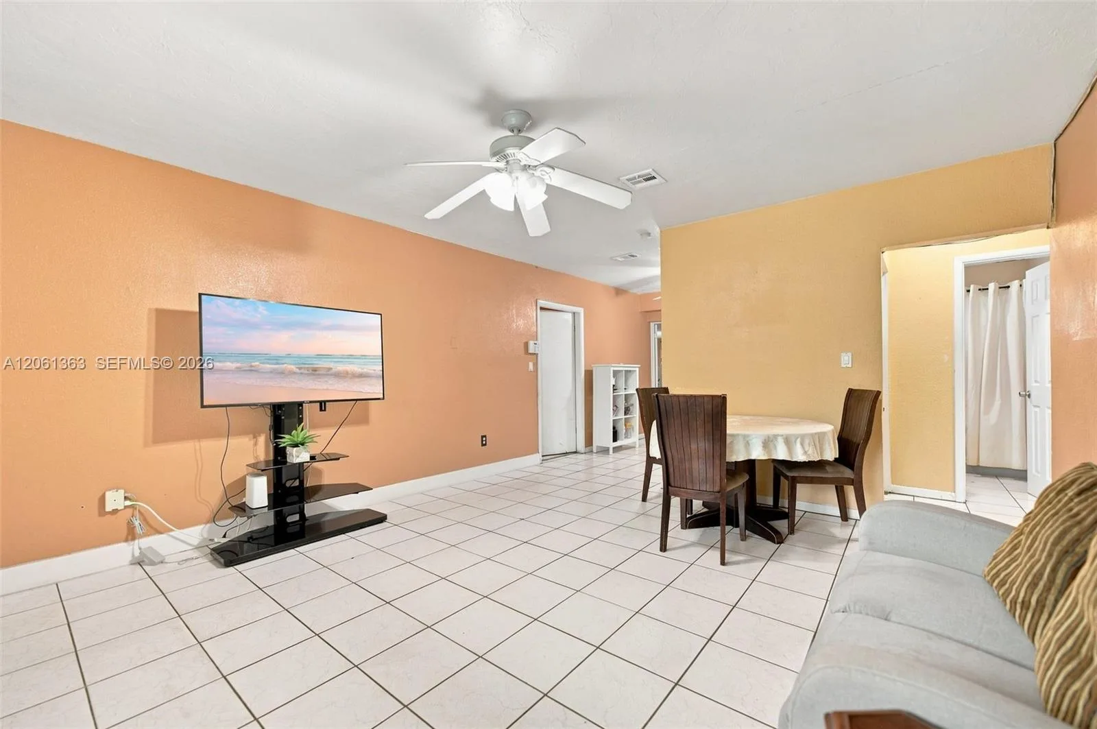 2439 Mayo St, Hollywood, FL 33020 — zdjęcie 4