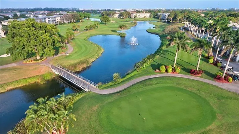 2704 NASSAU Bend # G2, Coconut Creek, FL 33066 photo 3
