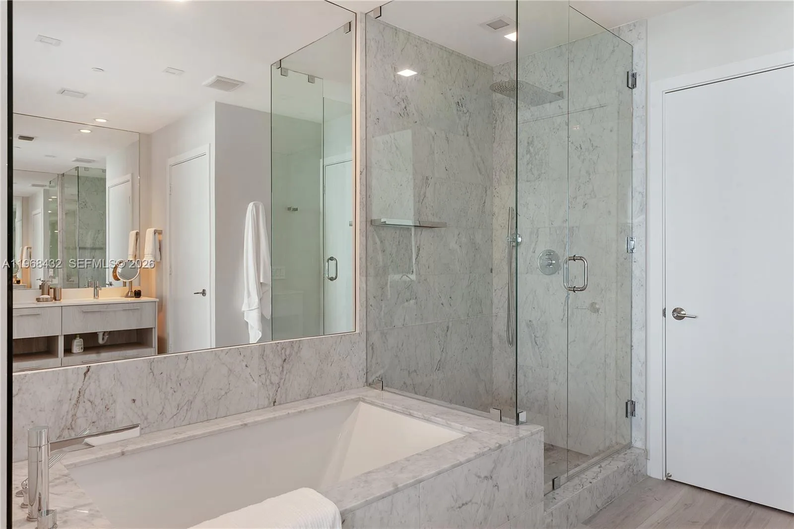 480 NE 31st St # 2804, Miami, FL 33137 photo 8