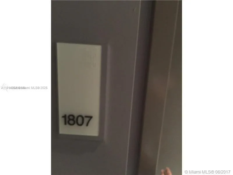 1300 Brickell Bay Dr # 1807, Miami, FL 33131 photo 2
