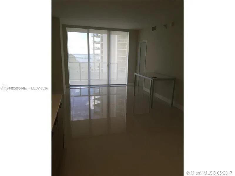 1300 Brickell Bay Dr # 1807, Miami, FL 33131 photo 3