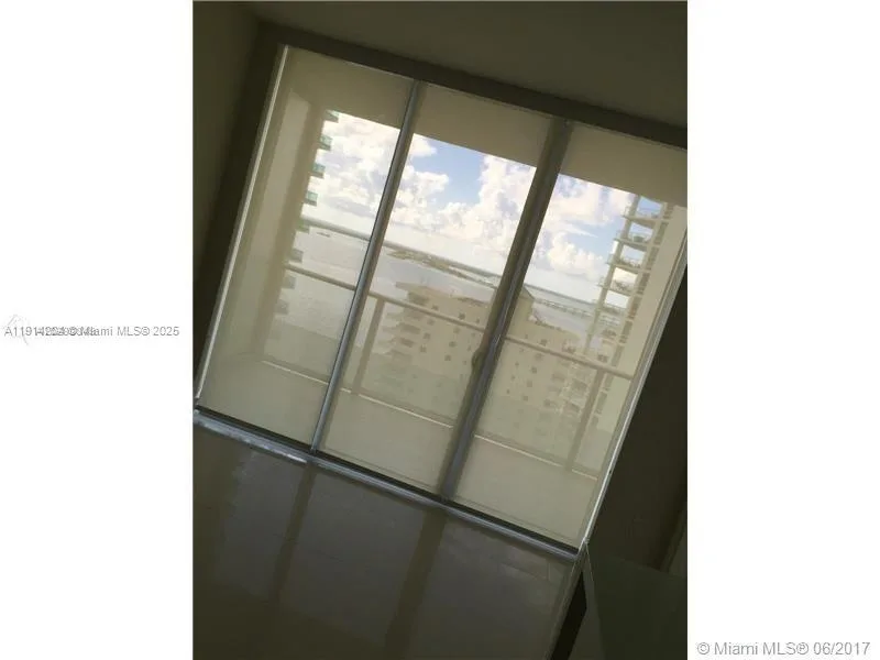 1300 Brickell Bay Dr # 1807, Miami, FL 33131 photo 4