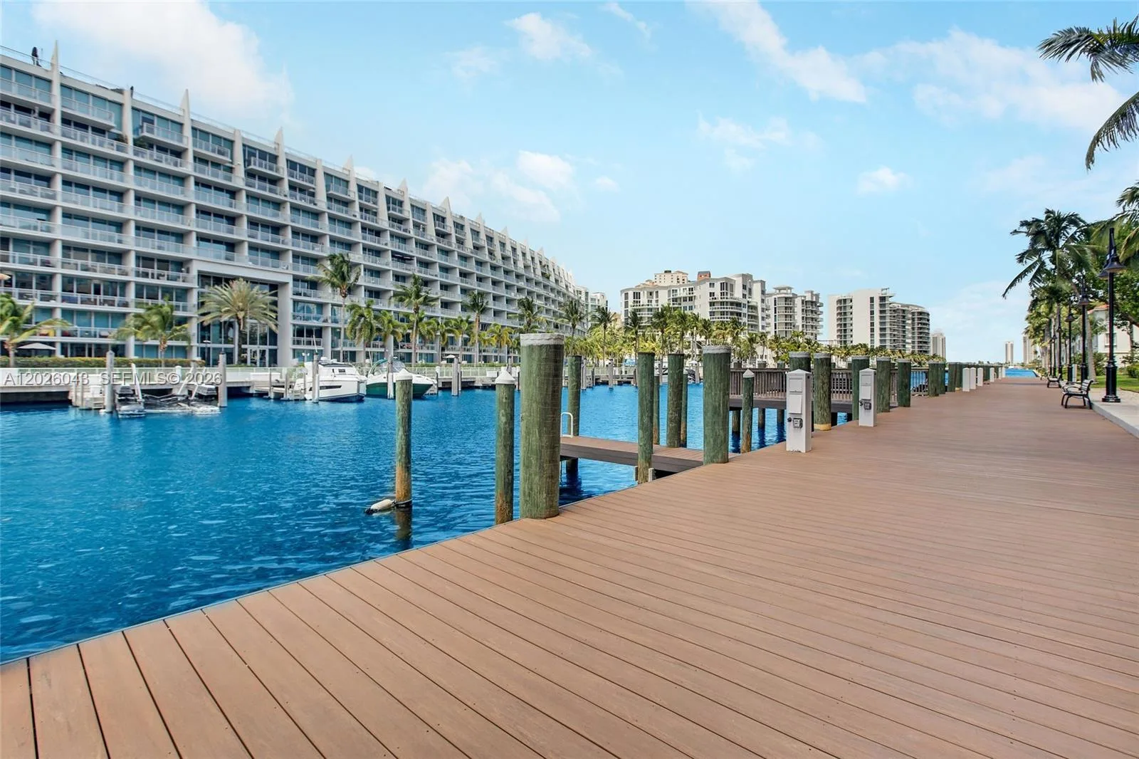 3001 NE 185th St # 610, Aventura, FL 33180
