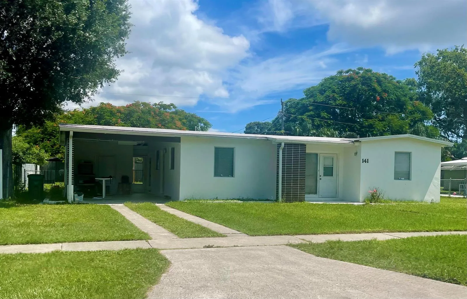 141 SE Bonita Court, Port St. Lucie, FL 34983