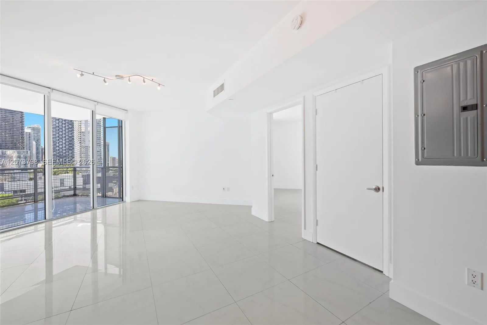 350 S MIAMI AVE # 1912, Miami, FL 33130 photo 11