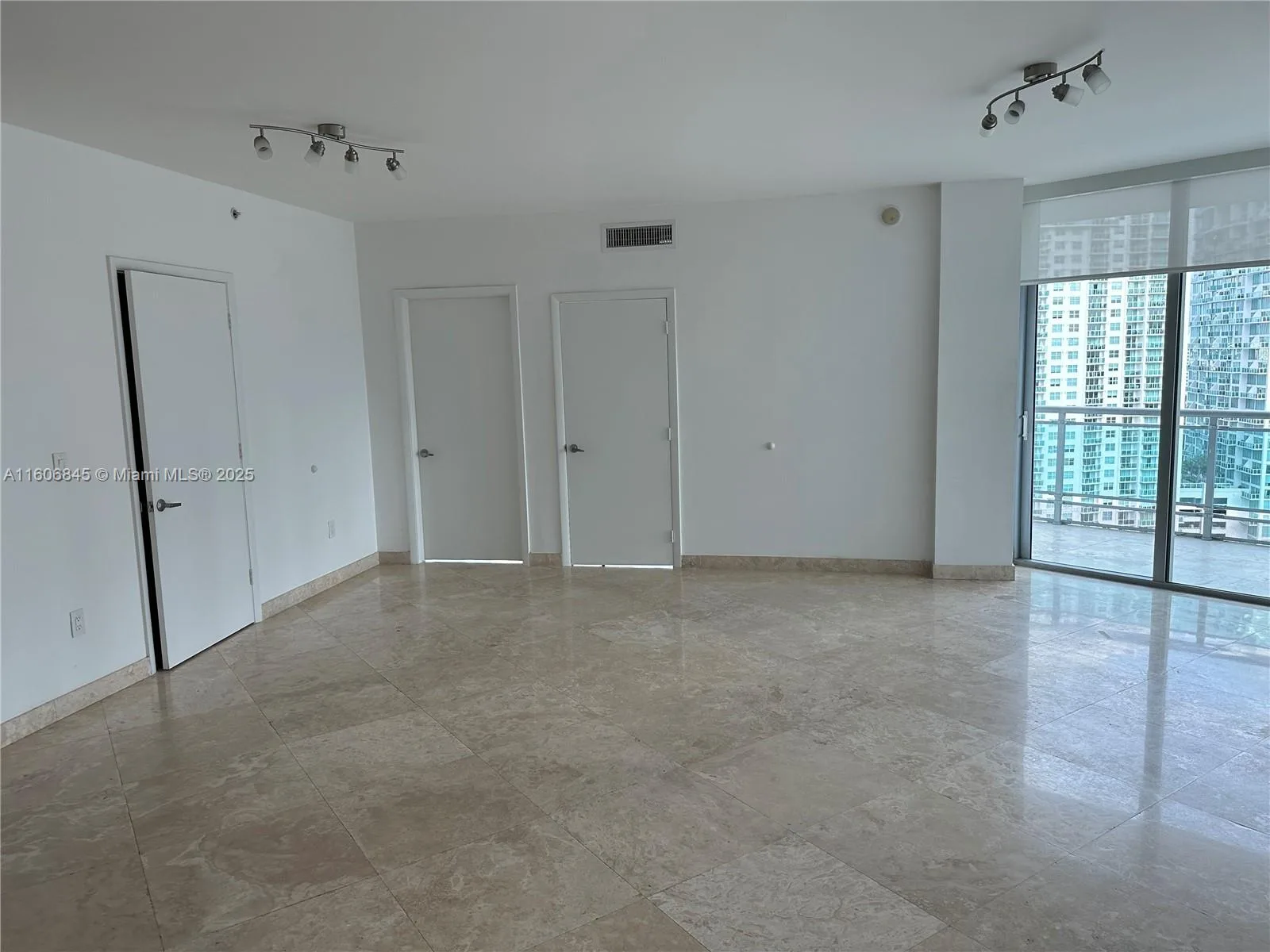 350 S Miami Ave # 2302, Miami, FL 33130
