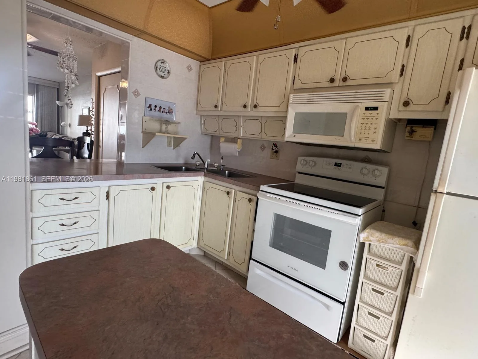 450 Paradise Isle Blvd # 209, Hallandale Beach, FL 33009 photo 7