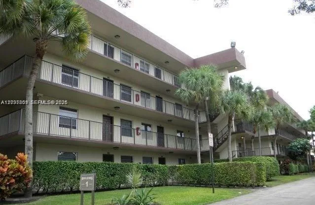 3321 NW 47th Ter # 330, Lauderdale Lakes, FL 33319