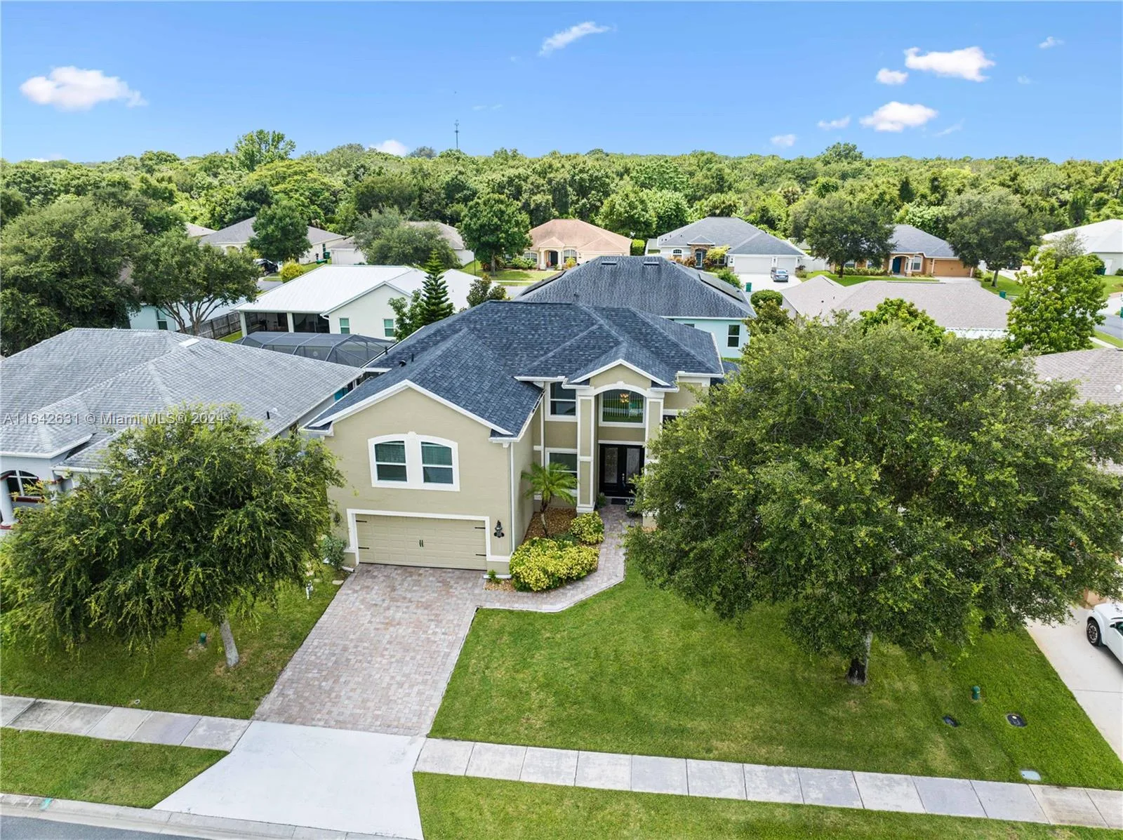 555 Hiking Trail, West Melbourne, FL 32904 photo 3